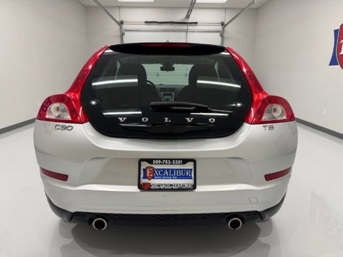 Used 2011 Volvo C30 T5 w/ Preferred Pkg image 5