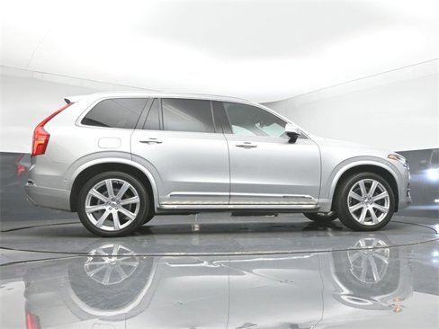 Used 2016 Volvo XC90 T6 Inscription w/ Vision Package image 16