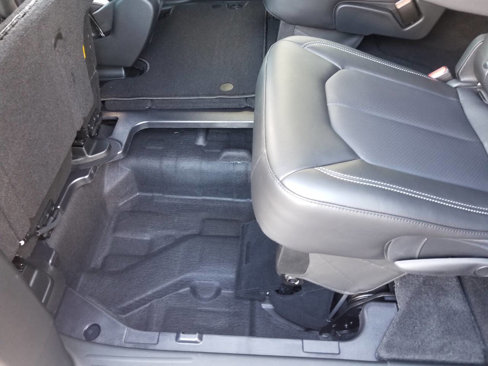 New 2025 Chrysler Pacifica Select image 20