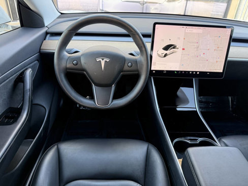 Used 2020 Tesla Model 3 Standard Range Plus image 25