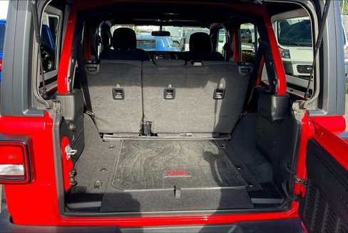Used 2020 Jeep Wrangler Unlimited Sport image 25