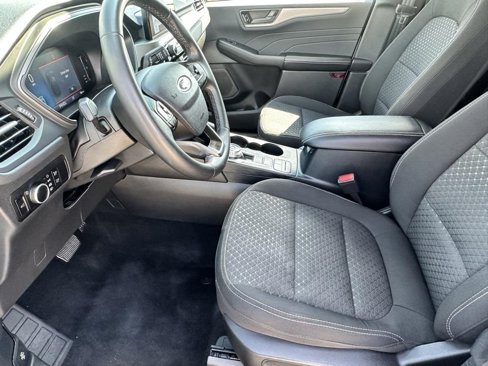 Used 2023 Ford Escape Active image 6