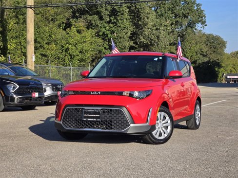 Certified 2024 Kia Soul LX image 1
