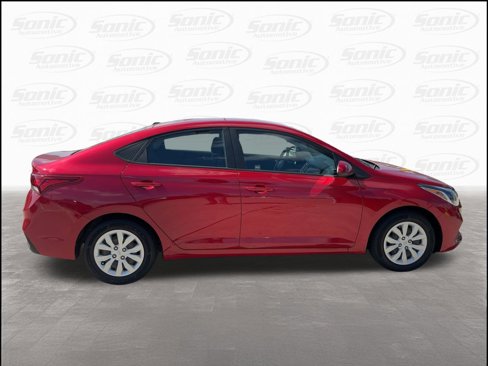 Used 2021 Hyundai Accent SE image 8