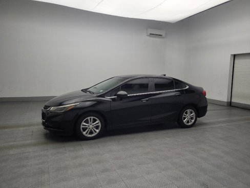 Used 2018 Chevrolet Cruze LT w/ Convenience Package image 2