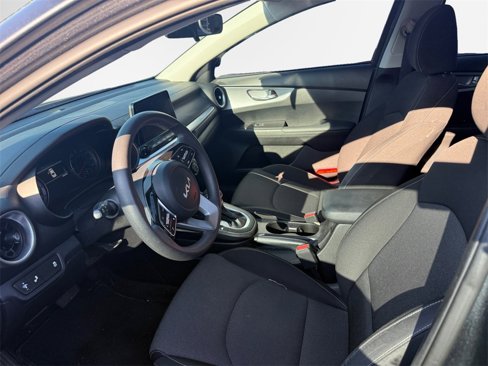 Certified 2022 Kia Forte LXS w/ LXS Technology Package image 11
