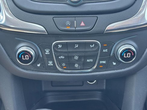 Used 2022 Chevrolet Equinox LT image 14