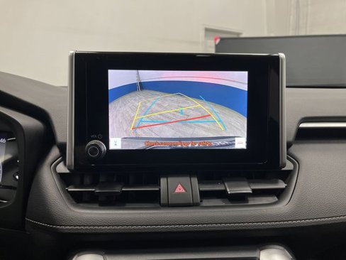 Used 2023 Toyota RAV4 LE image 8