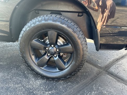Used 2018 RAM 1500 Express w/ Black Ram 1500 Express Group image 22