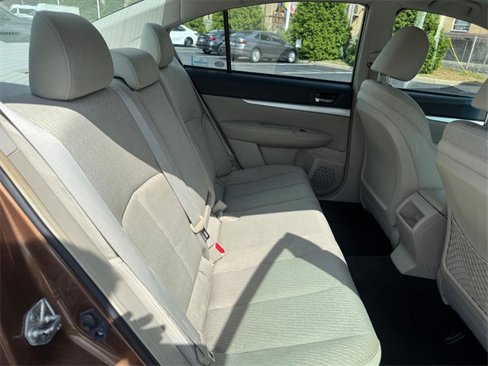 Used 2012 Subaru Legacy 2.5i image 10