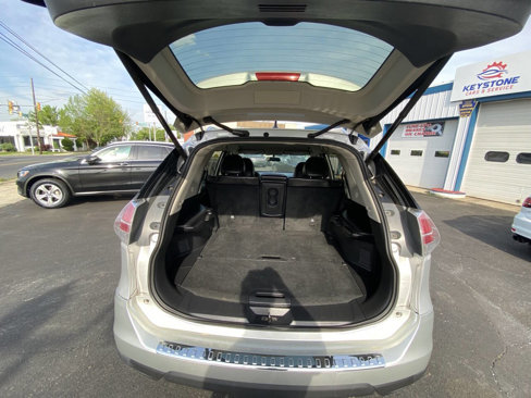 Used 2014 Nissan Rogue SL image 19