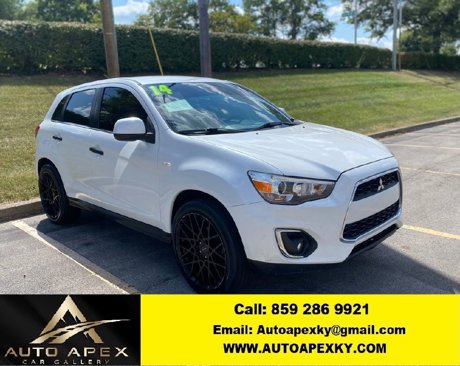 Used 2014 Mitsubishi Outlander Sport SE image 1