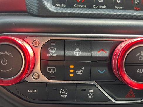 Used 2023 Jeep Wrangler Rubicon w/ Cold Weather Group image 21