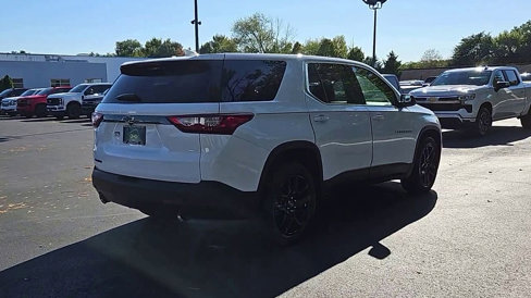 Certified 2021 Chevrolet Traverse LS w/ LPO, Blackout Package image 8
