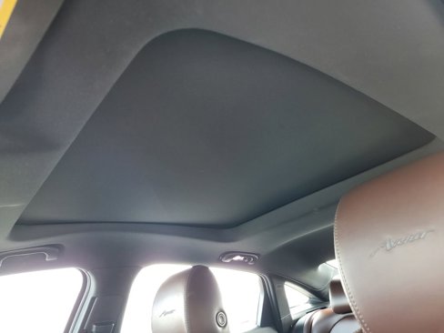 Used 2019 Buick LaCrosse Avenir w/ Driver Confidence Package II image 18