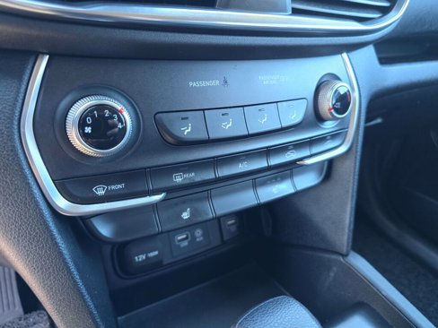 Used 2020 Hyundai Santa Fe SEL image 28