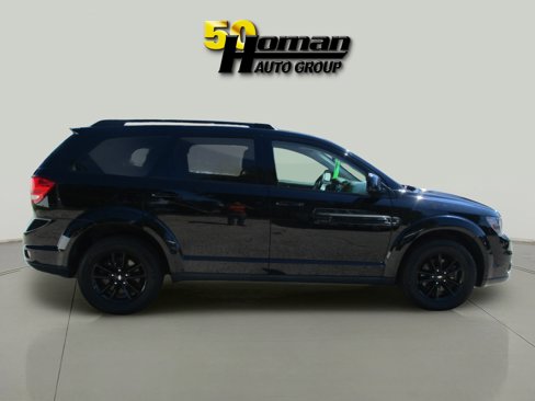Used 2019 Dodge Journey SE w/ Blacktop Package image 6