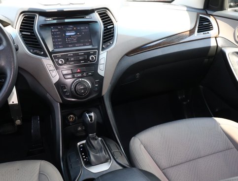Used 2017 Hyundai Santa Fe Sport image 10