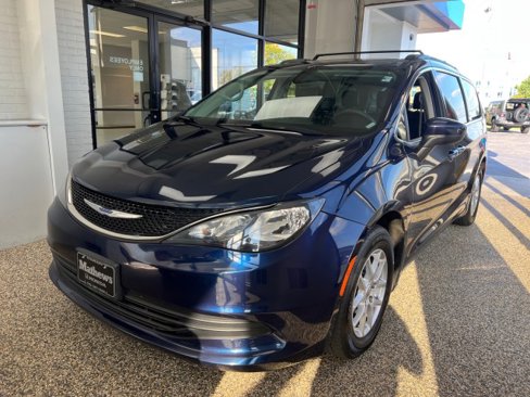 Used 2020 Chrysler Voyager Lxi image 5