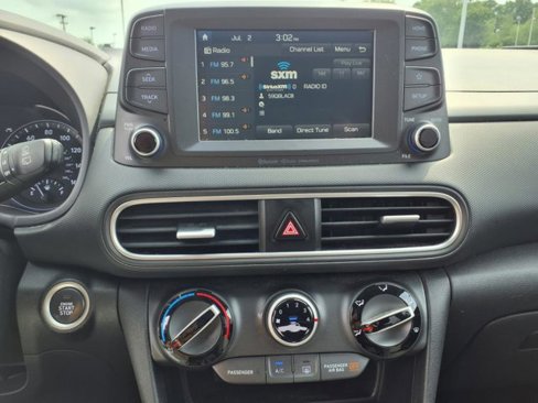 Used 2019 Hyundai Kona SEL image 26