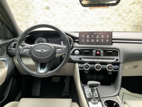 Used 2023 Genesis G70 2.0T image 14