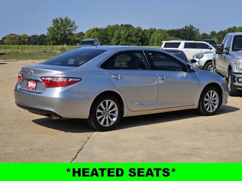 Used 2017 Toyota Camry XLE image 7