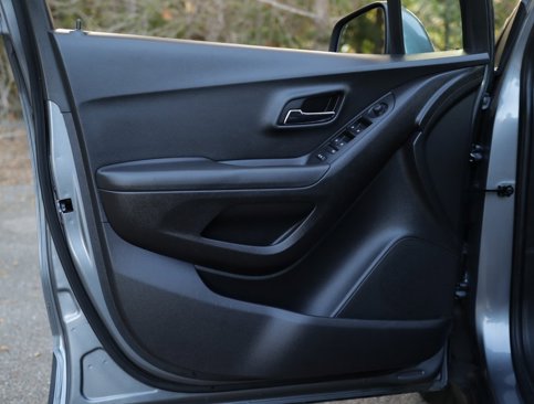 Used 2019 Chevrolet Trax LT w/ LT Convenience Package image 21