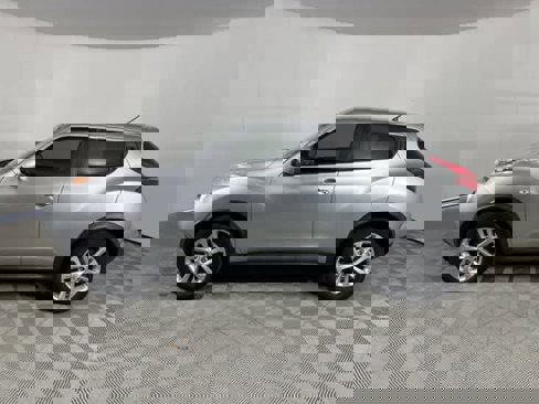 Used 2011 Nissan Juke S image 5