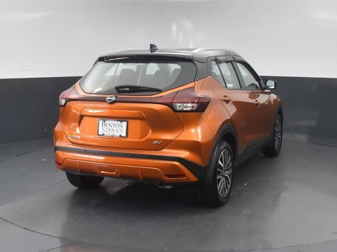 Used 2023 Nissan Kicks SV image 18