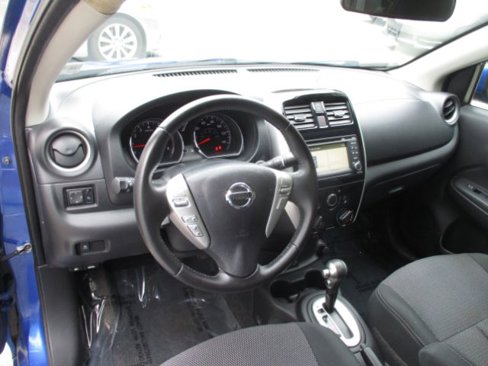 Used 2017 Nissan Versa SL image 13