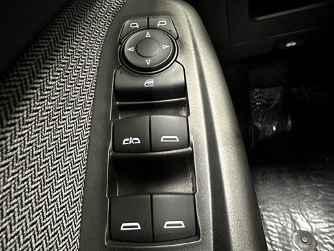 Used 2021 Chevrolet TrailBlazer LT w/ Premium Seating Package image 32