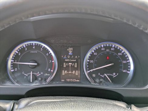 Used 2015 Toyota Highlander XLE image 10
