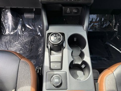 Used 2023 Ford Bronco Sport Outer Banks w/ Tech Package image 22