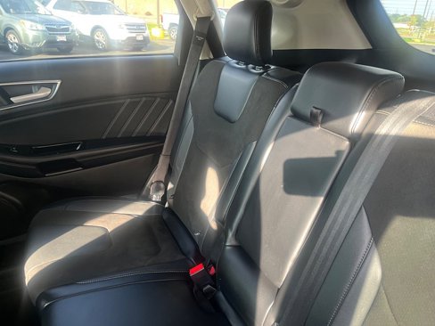 Used 2018 Ford Edge Sport w/ Canadian Touring Package image 18