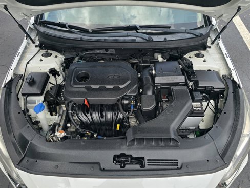Used 2018 Hyundai Sonata Limited image 12