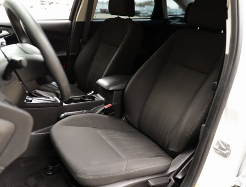 Used 2017 Ford Focus SE image 18