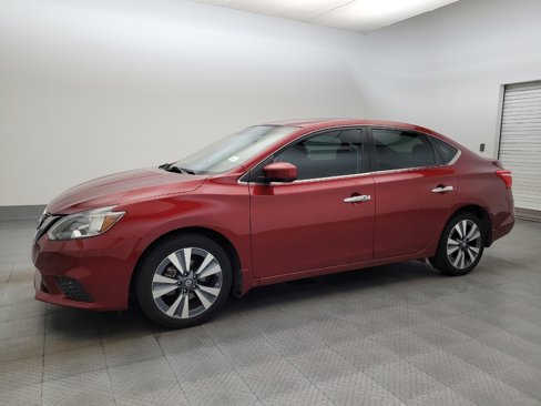 Used 2019 Nissan Sentra SV image 2