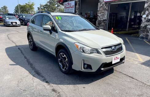 Used 2017 Subaru Crosstrek 2.0i Premium image 1