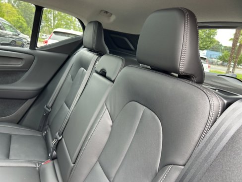 New 2026 Volvo XC40 B5 Plus w/ Protection Package Premier image 6