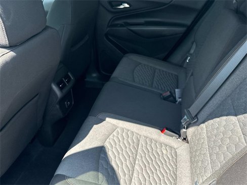 Used 2021 Chevrolet Equinox LT image 13