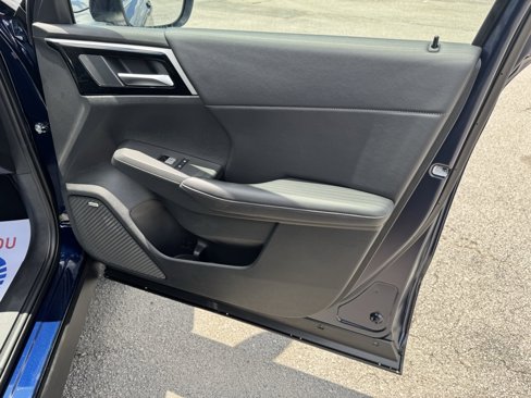 New 2025 Mitsubishi Outlander SE image 29