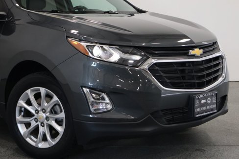 Used 2018 Chevrolet Equinox LT w/ Sun & Infotainment Package image 3