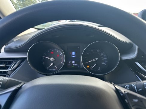 Used 2021 Toyota C-HR LE image 15