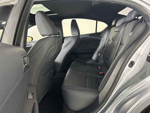 Used 2022 Lexus IS 350 F Sport image 13
