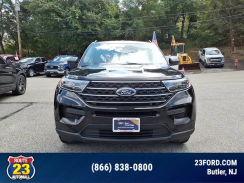 Certified 2023 Ford Explorer XLT w/ Class IV Trailer Tow Package image 2