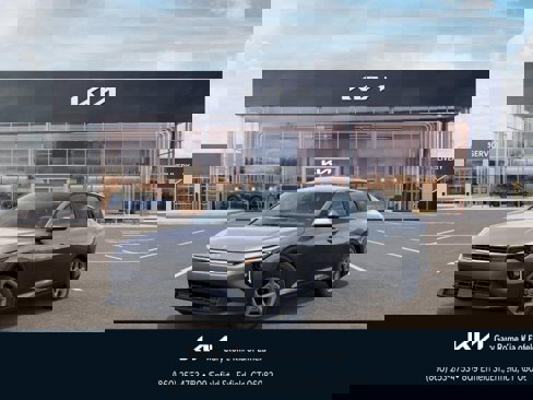 New 2025 Kia K4 LXS image 1