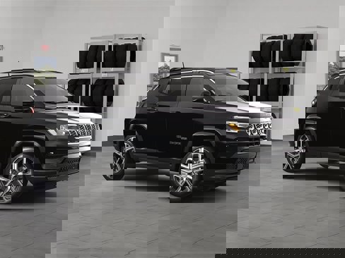 New 2024 Jeep Compass Limited w/ Elite Group image 7