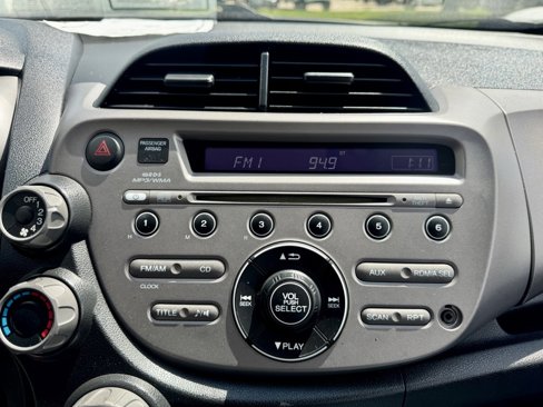Used 2010 Honda Fit image 26