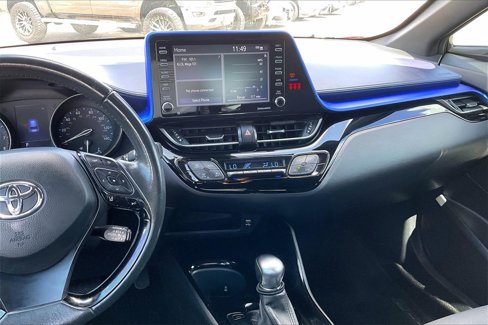 Used 2021 Toyota C-HR XLE image 9