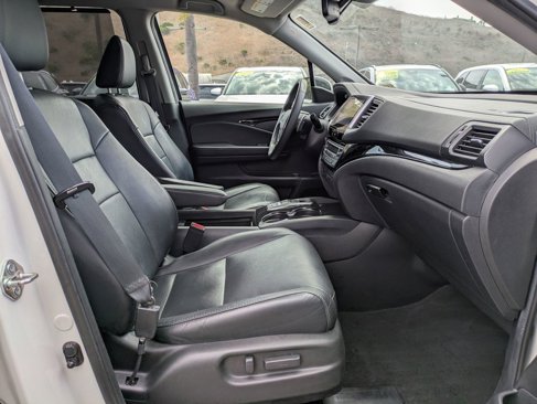 Used 2018 Honda Pilot Touring image 19